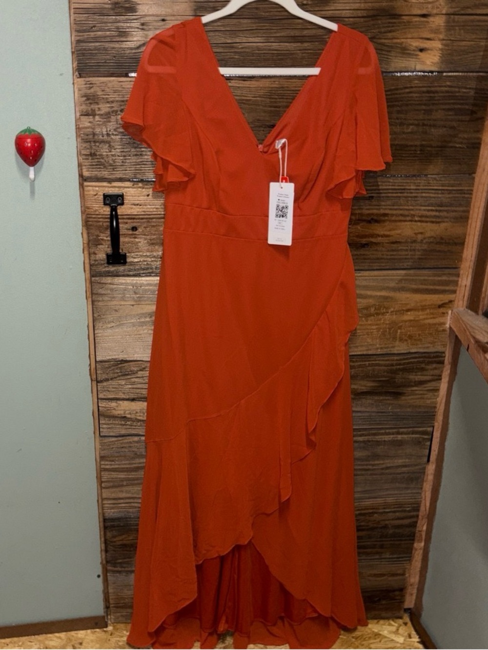 Rust Ruffled V-Neck Maxi Dress - Women - Picture 2 of 7